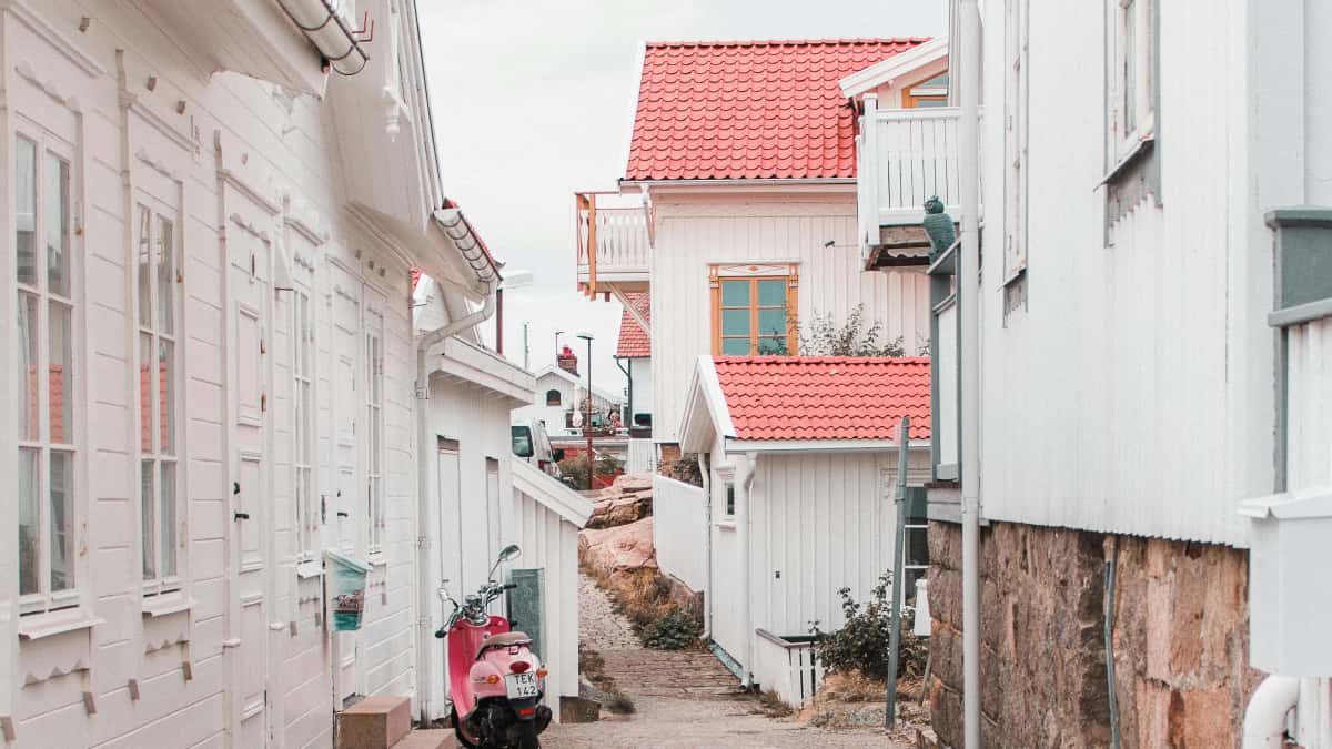 Markkinoijat: Löydä Egyptin Clubhouse‑luojat ja buustaa latauksia