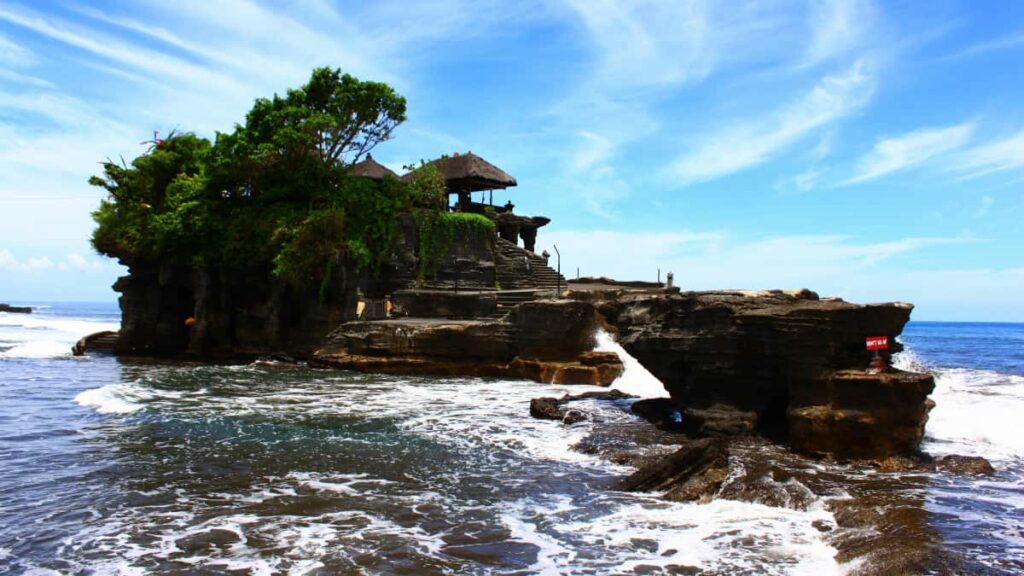 Kaytannon opas suomalaiselle sisallontuottajalle: miten lahestya Japanin Etsy-myyjia, rakentaa luottamus ja sopia maksetuista sponsoreista.