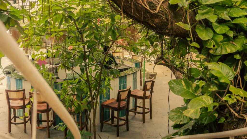 Kaytannon opas suomalaiselle sisallontuottajalle: miten loytaa ja lahestya Kroatian brandeja Lazadassa, sopia arvosteluista ja hyodyntaa Lazadan uusia tyokaluja.